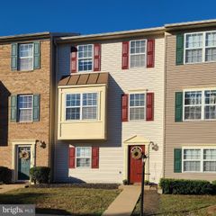 106 REGINA LN, Fredericksburg, VA 22405