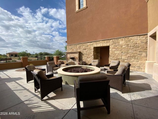 17987 W REDWOOD Lane, Goodyear, AZ 85338