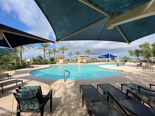 17987 W REDWOOD Lane, Goodyear, AZ 85338