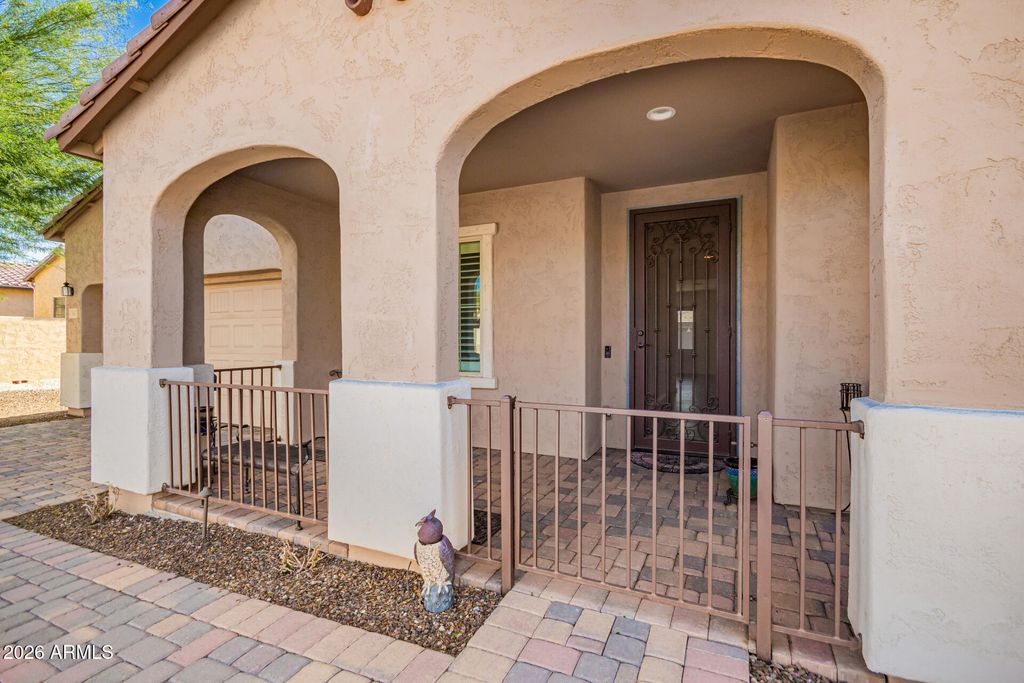 17987 W REDWOOD Lane, Goodyear, AZ 85338 — photo 2
