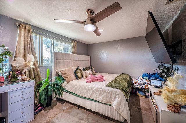 12300 PARTRIDGE HILL ROW, Hudson, FL 34667