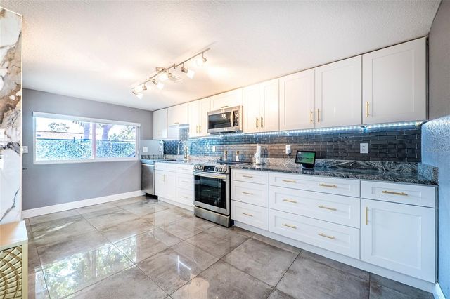 12300 PARTRIDGE HILL ROW, Hudson, FL 34667