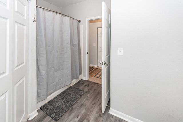 60 Fenwick Hall Allee Alley Apt 735, Johns Island, SC 29455