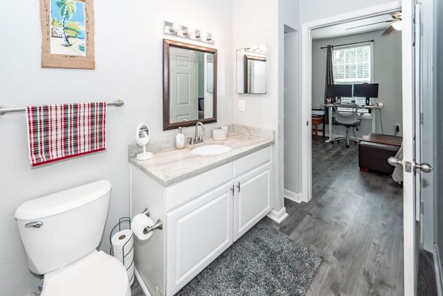 60 Fenwick Hall Allee Alley Apt 735, Johns Island, SC 29455