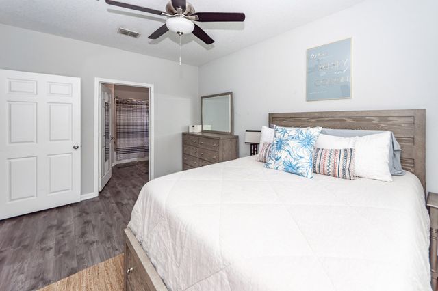 60 Fenwick Hall Allee Alley Apt 735, Johns Island, SC 29455