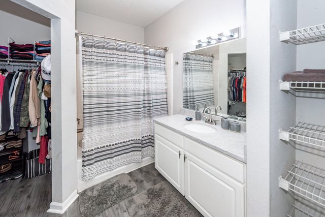 60 Fenwick Hall Allee Alley Apt 735, Johns Island, SC 29455