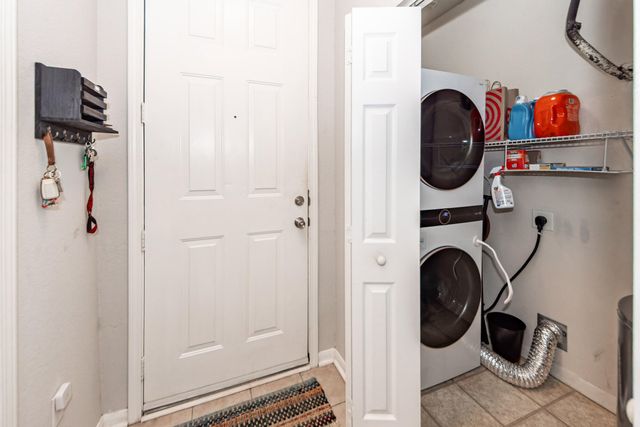 60 Fenwick Hall Allee Alley Apt 735, Johns Island, SC 29455