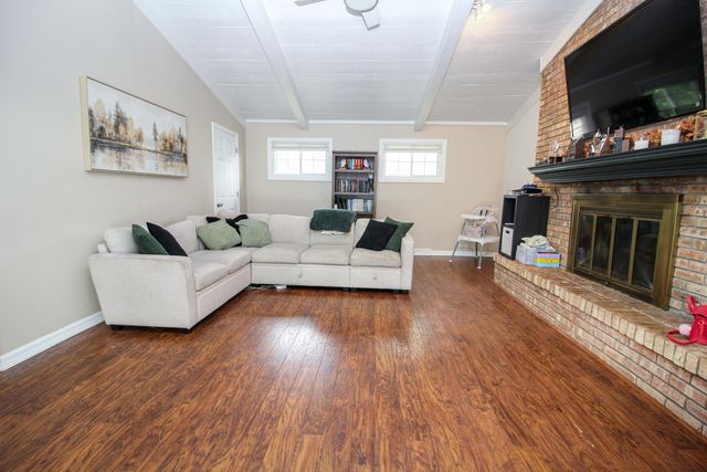 10577 S Sprinkle Road, Pavilion Twp, MI 49097