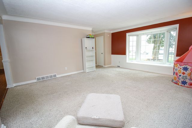 10577 S Sprinkle Road, Pavilion Twp, MI 49097