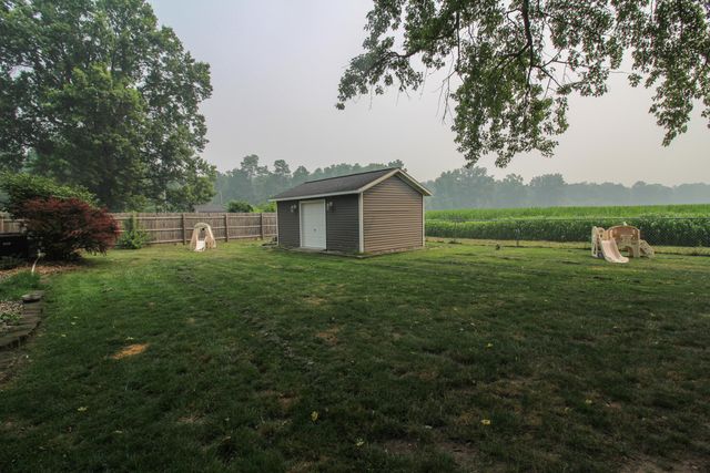 10577 S Sprinkle Road, Pavilion Twp, MI 49097