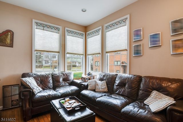 36 Harrison St, Nutley Twp., NJ 07110