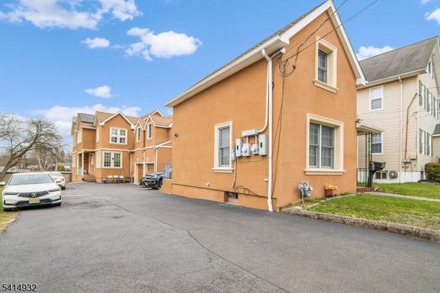 36 Harrison St, Nutley Twp., NJ 07110