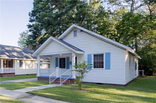552 1st AVE, Suffolk, VA 23434