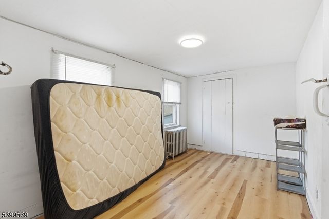 19 Thatcher Rd, Kingwood Twp., NJ 08825