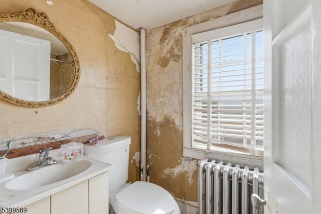 19 Thatcher Rd, Kingwood Twp., NJ 08825