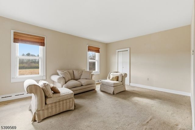 19 Thatcher Rd, Kingwood Twp., NJ 08825