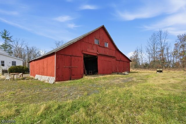 19 Thatcher Rd, Kingwood Twp., NJ 08825