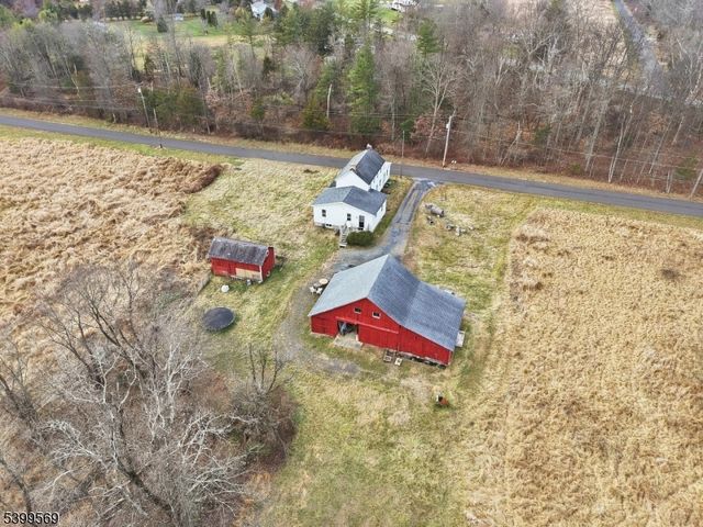 19 Thatcher Rd, Kingwood Twp., NJ 08825