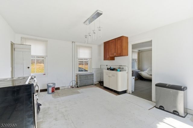 19 Thatcher Rd, Kingwood Twp., NJ 08825