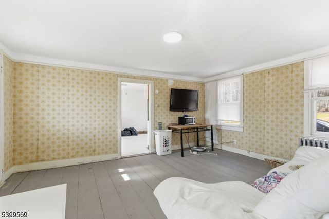 19 Thatcher Rd, Kingwood Twp., NJ 08825