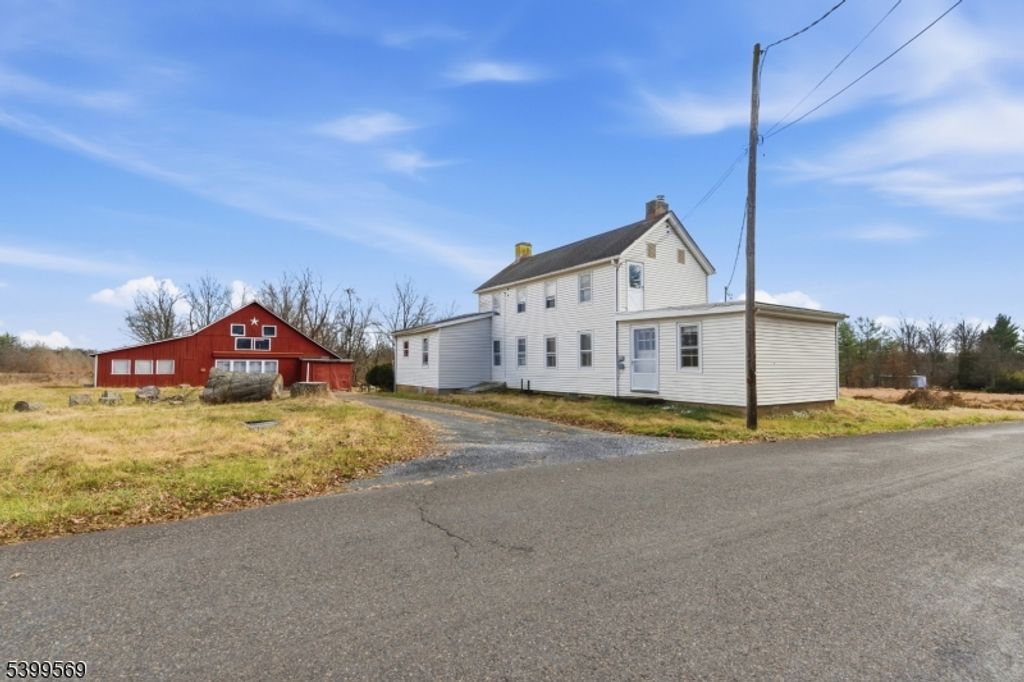 19 Thatcher Rd, Kingwood Twp., NJ 08825