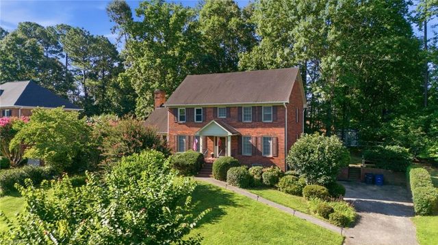 413 Hollinswood Avenue, Winston-salem, NC 27103