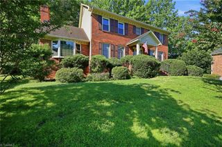 413 Hollinswood Avenue, Winston-salem, NC 27103