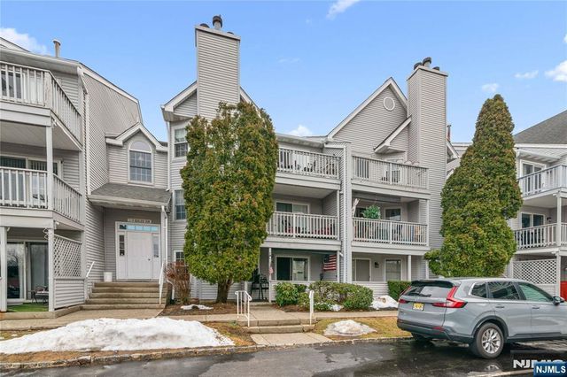 15 Boulder Run Road, Paterson, NJ 07501