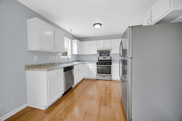 8547 E 123rd Place, Crown Point, IN 46307