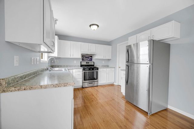 8547 E 123rd Place, Crown Point, IN 46307