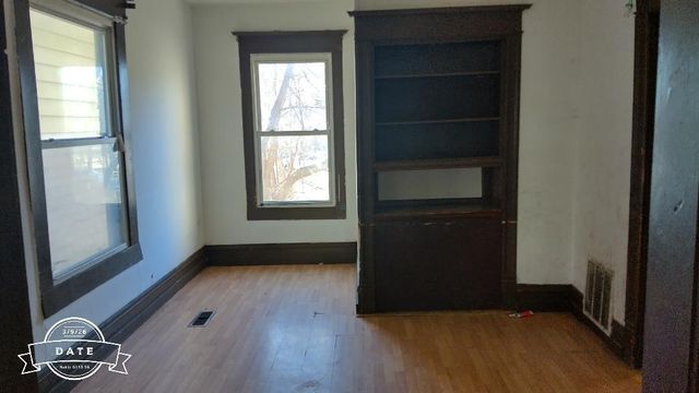 2037 N 40th STREET, Milwaukee, WI 53208