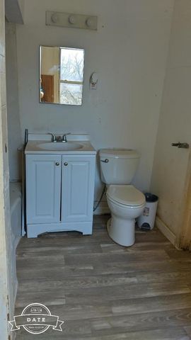 2037 N 40th STREET, Milwaukee, WI 53208