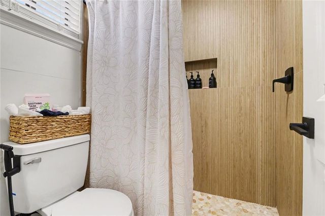 1370 Terramont Drive, Roswell, GA 30076