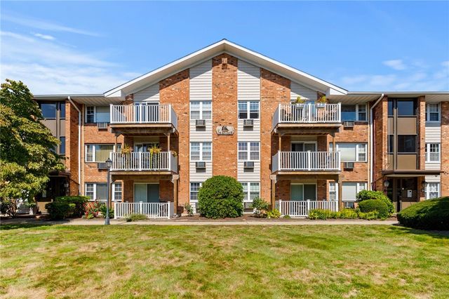 25 Bullocks Point Avenue 5C, East Providence, RI 02915