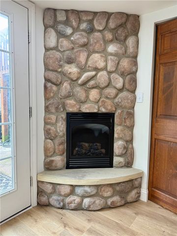 220 Widmer Ave., Lower Burrell, PA 15068