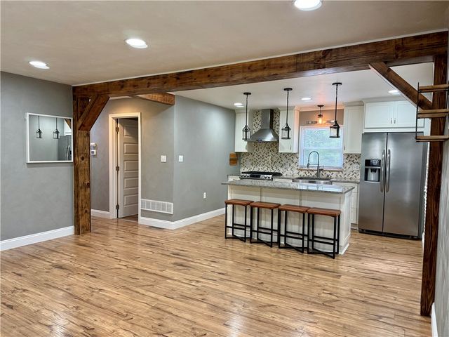 220 Widmer Ave., Lower Burrell, PA 15068