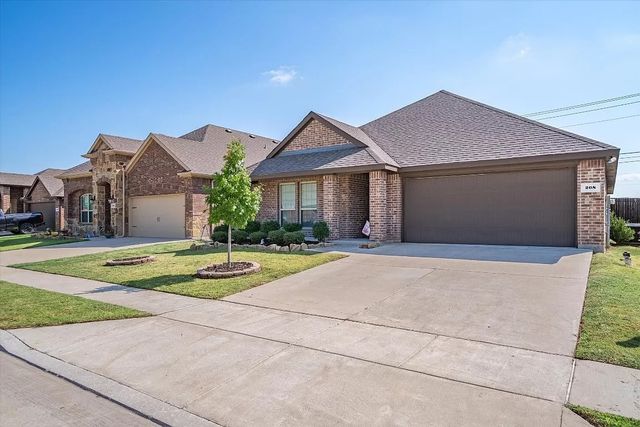 208 Sunny Corner Road, Royse City, TX 75189