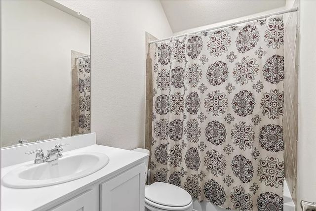 208 Sunny Corner Road, Royse City, TX 75189