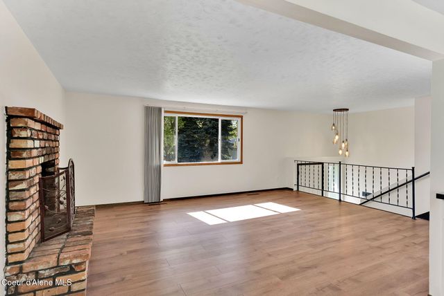 407 E BUTTERCUP LN, Coeur D'alene, ID 83815