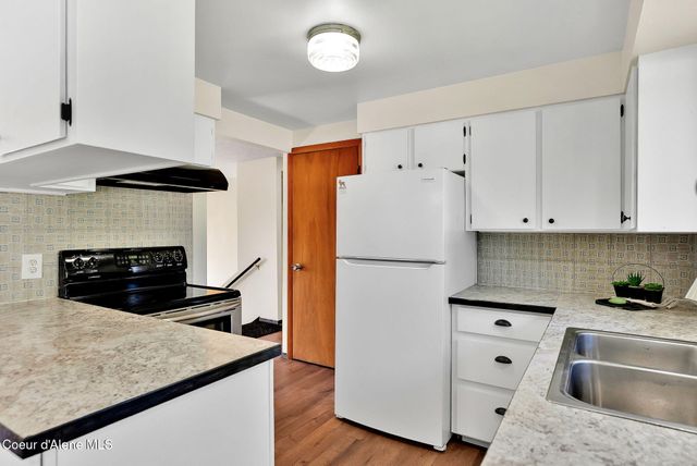 407 E BUTTERCUP LN, Coeur D'alene, ID 83815