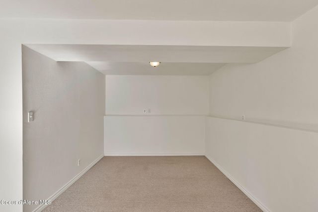 407 E BUTTERCUP LN, Coeur D'alene, ID 83815