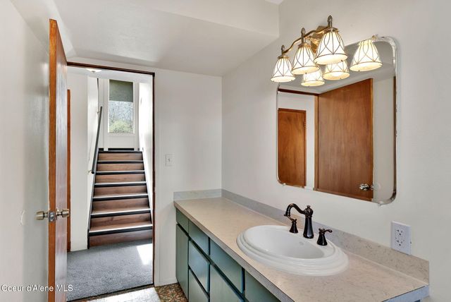407 E BUTTERCUP LN, Coeur D'alene, ID 83815