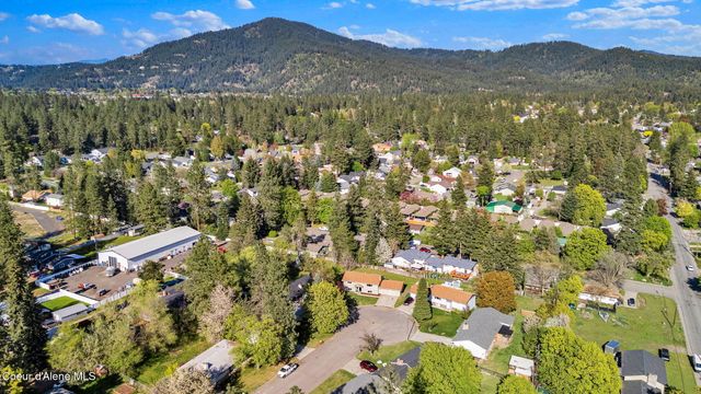 407 E BUTTERCUP LN, Coeur D'alene, ID 83815