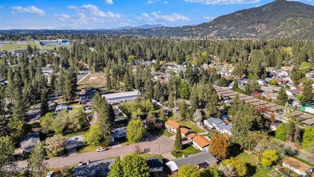 407 E BUTTERCUP LN, Coeur D'alene, ID 83815
