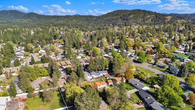 407 E BUTTERCUP LN, Coeur D'alene, ID 83815