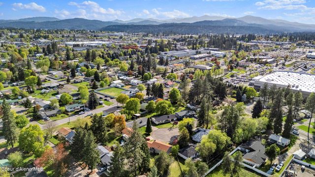 407 E BUTTERCUP LN, Coeur D'alene, ID 83815