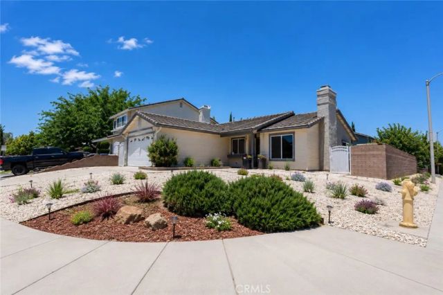 2101 Forry Street, Lancaster, CA 93536