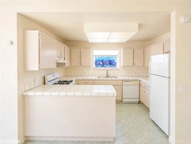 2101 Forry Street, Lancaster, CA 93536