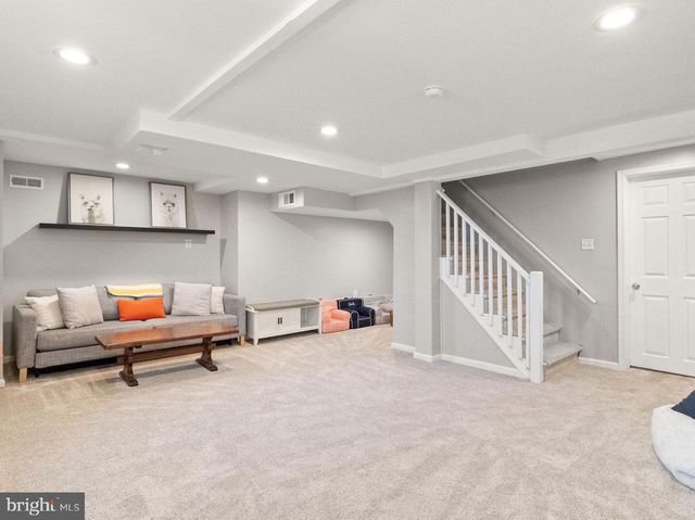 807 PRINCETON RD, Wilmington, DE 19807