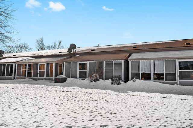 25140 Potomac Drive 3, South Lyon City, MI 48178